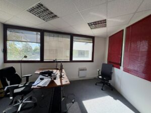 Vente Bureaux à Rennes de 108m² - Réf. n°654 - PHOTO3_654_1745317097.jpg