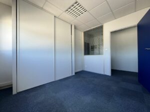 Location Bureaux à Cesson-Sévigné de 120m² - Réf. n°2058 - PHOTO4_2058_1752652512.jpg