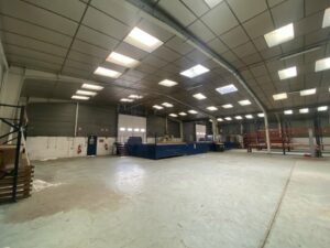 Location Entrepôt – Local d&rsquo;activité à Chateaubourg de 4500m² - Réf. n°4349 - PHOTO4_4349_1718022391.jpg