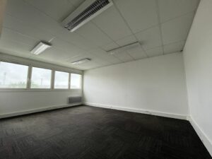 Location Bureaux à Cesson-Sévigné de 118m² - Réf. n°127 - PHOTO5_127_1750231503.jpg