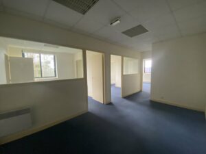 Location Bureaux à VERN SUR SEICHE de 107m² - Réf. n°1889 - PHOTO5_1889_1742919534.jpg