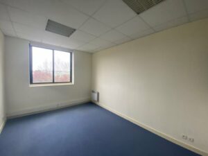 Location Bureaux à VERN SUR SEICHE de 160m² - Réf. n°1891 - PHOTO5_1891_1742920008.jpg