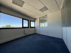 Location Bureaux à Cesson-Sévigné de 120m² - Réf. n°2058 - PHOTO5_2058_1752652513.jpg