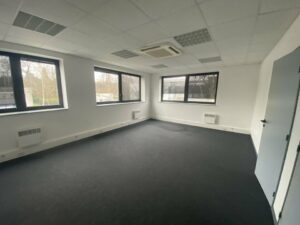Location Bureaux à Cesson-Sévigné de 105m² - Réf. n°4311 - PHOTO5_4311_1739174020.jpg
