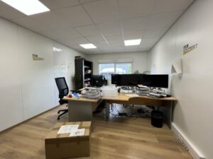Vente Bureaux à Bruz de 571m² - Réf. n°4628 - PHOTO5_4628_1750859042.jpg
