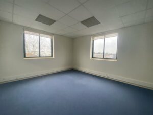 Location Bureaux à VERN SUR SEICHE de 160m² - Réf. n°1891 - PHOTO6_1891_1742920008.jpg