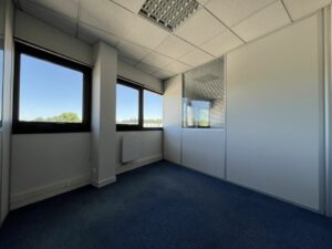 Location Bureaux à Cesson-Sévigné de 120m² - Réf. n°2058 - PHOTO6_2058_1752652513.jpg