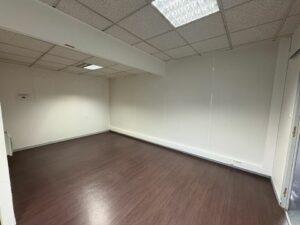 Vente Bureaux à Rennes de 147m² - Réf. n°2518 - PHOTO6_2518_1773675748.jpg