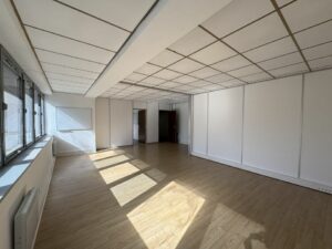 Location Bureaux à Rennes de 195m² - Réf. n°4554 - PHOTO6_4554_1742801820.jpg