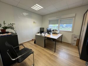 Vente Bureaux à Bruz de 571m² - Réf. n°4628 - PHOTO6_4628_1750859043.jpg
