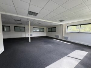 Location Bureaux à Liffré de 260m² - Réf. n°4652 - PHOTO6_4652_1753861652.jpg