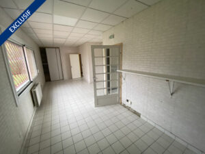 Vente Entrepôt – Local d&rsquo;activité à VEZIN LE COQUET de 600m² - Réf. n°4696 - PHOTO6_4696_1761644667.jpg