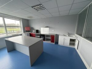 Vente Bureaux à Rennes de 120m² - Réf. n°898 - PHOTO6_898_1772790809.jpg