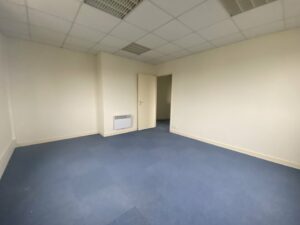 Location Bureaux à VERN SUR SEICHE de 160m² - Réf. n°1891 - PHOTO7_1891_1742920009.jpg