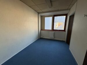 Location Bureaux à Rennes de 195m² - Réf. n°4554 - PHOTO7_4554_1742801821.jpg