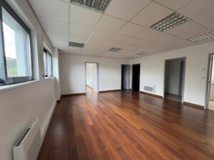 Location Bureaux à Liffré de 260m² - Réf. n°4652 - PHOTO7_4652_1753861653.jpg