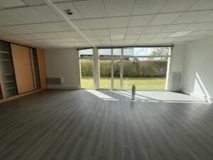Location Bureaux à Pacé de 350m² - Réf. n°4664 - PHOTO7_4664_1757923813.jpg