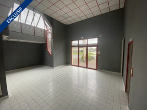 Vente Entrepôt – Local d&rsquo;activité à VEZIN LE COQUET de 600m² - Réf. n°4696 - PHOTO7_4696_1761644666.jpg