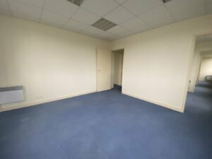 Location Bureaux à VERN SUR SEICHE de 107m² - Réf. n°1889 - PHOTO8_1889_1742919535.jpg