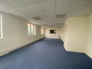 Location Bureaux à VERN SUR SEICHE de 160m² - Réf. n°1891 - PHOTO8_1891_1742920009.jpg