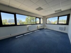Location Bureaux à Cesson-Sévigné de 120m² - Réf. n°2058 - PHOTO8_2058_1752652514.jpg