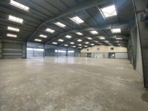 Vente Entrepôt – Local d&rsquo;activité à Cesson-Sévigné de 1521m² - Réf. n°3781 - PHOTO8_3781_1776668300.jpg