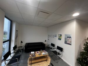 Location Bureaux à SAINT GREGOIRE de 160m² - Réf. n°4482 - PHOTO8_4482_1736758578.jpg