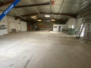 Vente Entrepôt – Local d&rsquo;activité à VEZIN LE COQUET de 600m² - Réf. n°4696 - PHOTO8_4696_1761644667.jpg