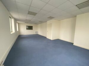 Location Bureaux à VERN SUR SEICHE de 160m² - Réf. n°1891 - PHOTO9_1891_1742920010.jpg