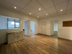 Location Bureaux à Cesson-Sévigné de 130m² - Réf. n°4643 - PHOTO9_4643_1762179097.jpg