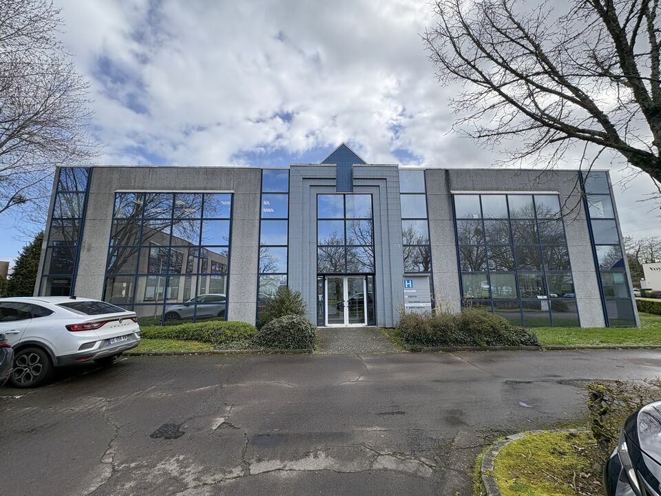 Location Bureaux à Cesson-Sévigné de 108m² - Réf. n°1172 - PHOTO1_1172_1773648589.jpg