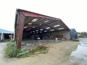 Location Entrepôt – Local d&rsquo;activité à SAINT JACQUES DE LA LANDE de 700m² - Réf. n°4719 - PHOTO2_4719_1764583799.jpg