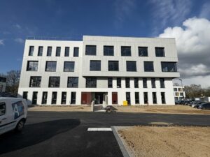 Vente Bureaux à Chartres-de-Bretagne de 737.92m² - Réf. n°4208 - PHOTO3_4208_1778503417.jpg