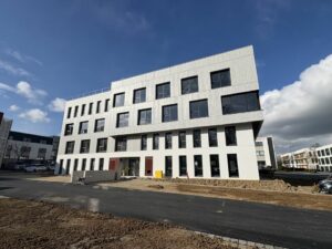 Vente Bureaux à Chartres-de-Bretagne de 737.92m² - Réf. n°4208 - PHOTO4_4208_1778503418.jpg