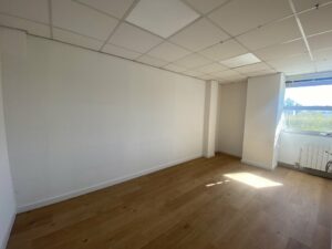 Location Entrepôt – Local d&rsquo;activité à Servon-sur-Vilaine de 240m² - Réf. n°4684 - PHOTO5_4684_1759753989.jpg
