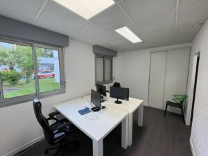 Location Bureaux à Montgermont de 350m² - Réf. n°4834 - PHOTO7_4834_1779800753.jpg