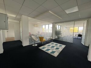 Vente Bureaux à Cesson-Sévigné de 200m² - Réf. n°4818 - PHOTO8_4818_1776954093.jpg