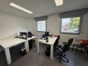 Location Bureaux à Montgermont de 350m² - Réf. n°4834 - PHOTO8_4834_1779801125.jpg