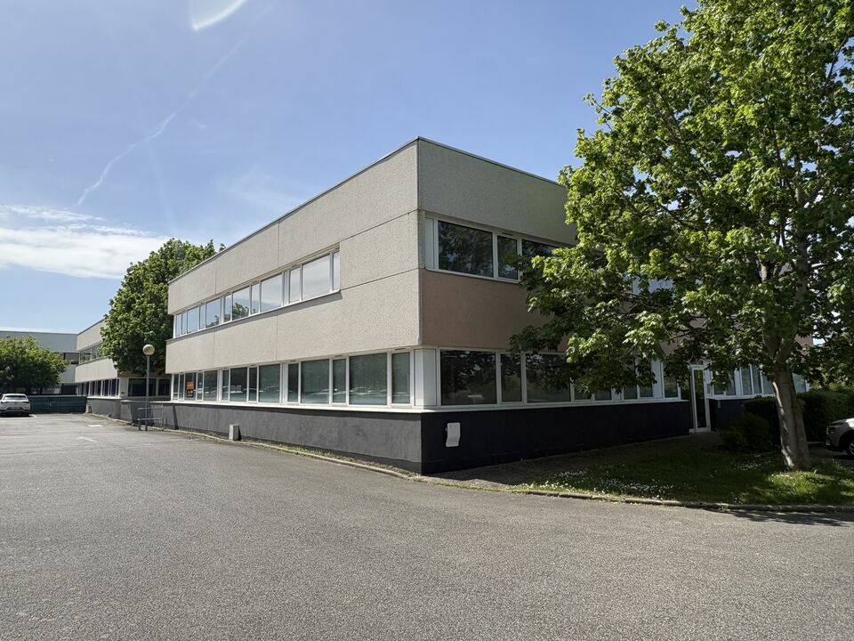 Location Bureaux à Bruz de 70m² - Réf. n°1962 - PHOTO1_1962_1776862047.jpg