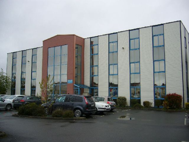 Location Bureaux à VERN SUR SEICHE de 560m² - Réf. n°2494 - PHOTO1_2494_1669020136.jpg