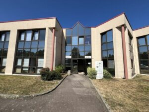 Vente Bureaux à Cesson-Sévigné de 60m² - Réf. n°3599 - PHOTO1_3599_1768832344.jpg