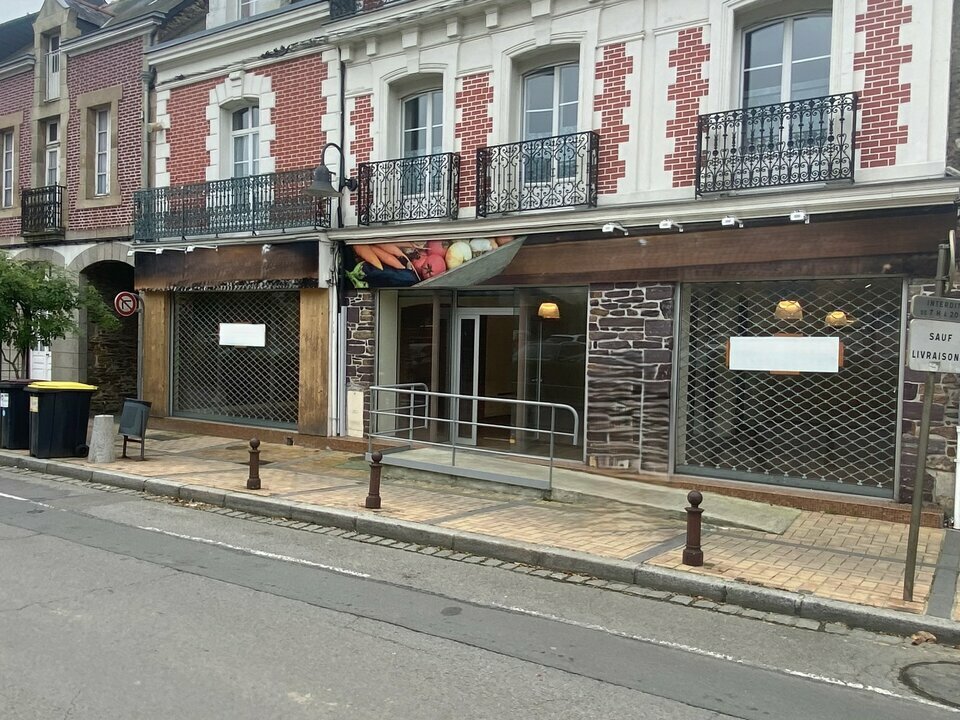 Location Local commercial à RETIERS de 135m² - Réf. n°4401 - PHOTO1_4401_1728984761.jpg