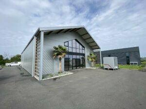 Vente Entrepôt – Local d&rsquo;activité à LA GOUESNIÈRE de 446m² - Réf. n°4830 - PHOTO1_4830_1778675051.jpg