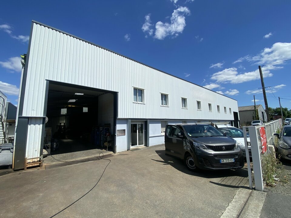 Vente Entrepôt – Local d&rsquo;activité à Rennes de 1030m² - Réf. n°4851 - PHOTO1_4851_1782747726.jpg
