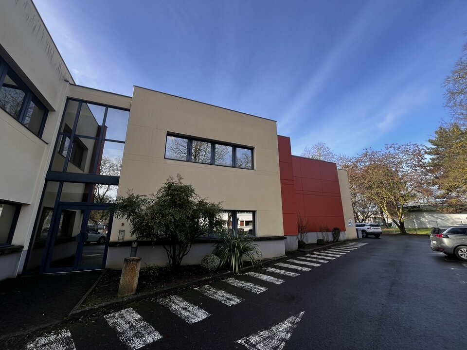 Location Bureaux à Rennes de 180m² - Réf. n°4859 - PHOTO1_4859_1783321838.jpg