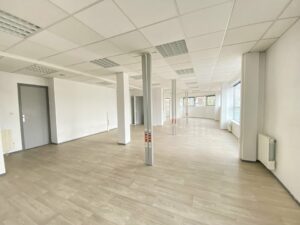 Location Bureaux à Cesson-Sévigné de 147m² - Réf. n°615 - PHOTO1_615_1676891695.jpg
