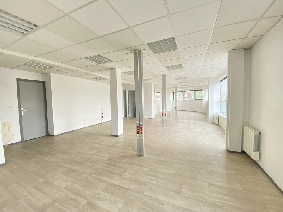 Location Bureaux à Cesson-Sévigné de 147m² - Réf. n°615 - PHOTO1_615_1676891695.jpg