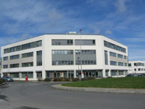 Vente Bureaux à SAINT GREGOIRE de 108m² - Réf. n°1958 - PHOTO2_1958_1750668821.jpg