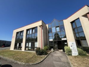 Vente Bureaux à Cesson-Sévigné de 60m² - Réf. n°3599 - PHOTO2_3599_1768832345.jpg