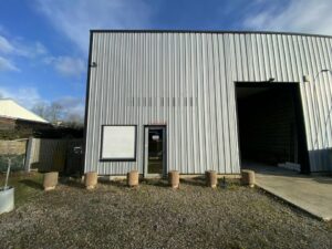 Location Entrepôt – Local d&rsquo;activité à Betton de 250m² - Réf. n°4735 - PHOTO2_4735_1768211229.jpg